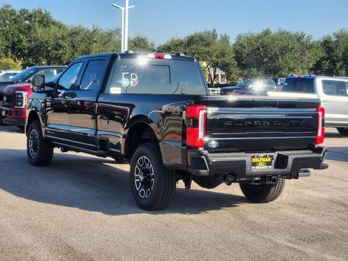 2026 Ford F-350 Platinum