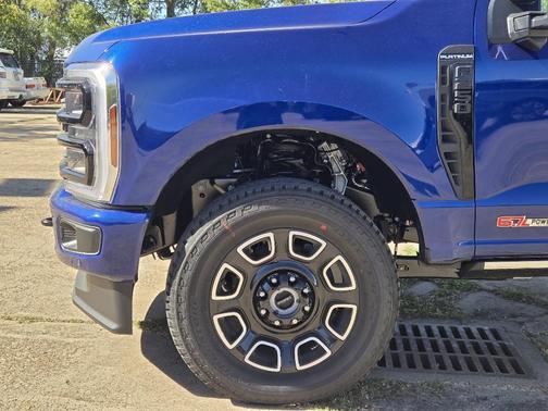 2026 Ford F-250 Platinum