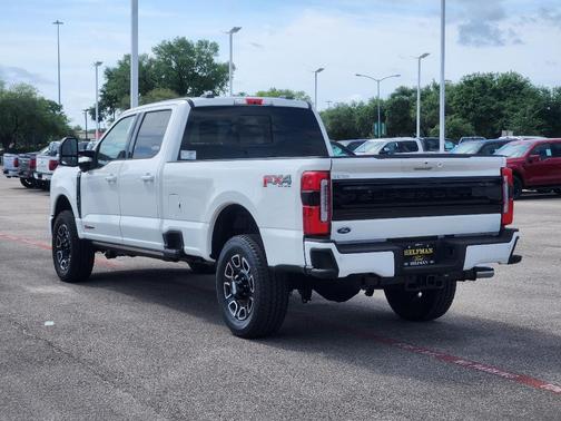 2025 Ford F-350 Platinum