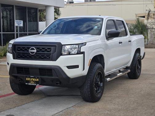2022 Nissan Frontier S