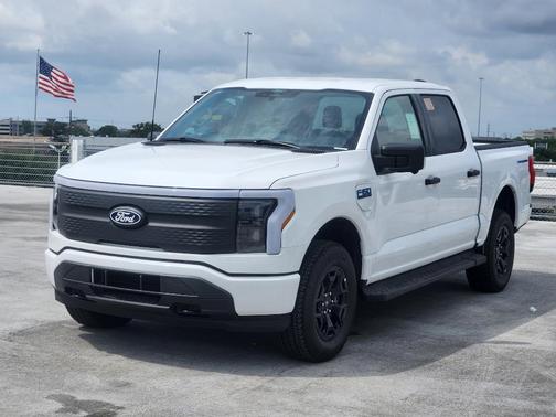2025 Ford F-150 Lightning XLT