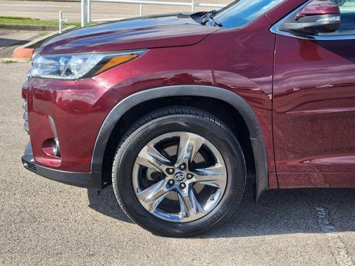 2018 Toyota Highlander Limited Platinum