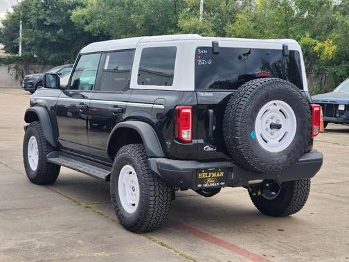 2025 Ford Bronco Heritage Edition