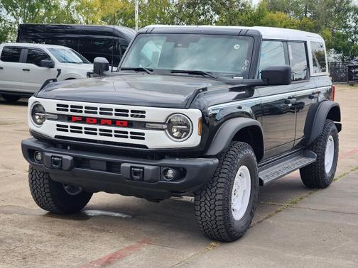 2025 Ford Bronco Heritage Edition