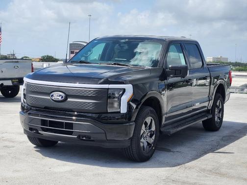 2025 Ford F-150 Lightning XLT