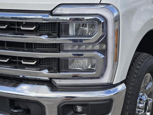Star White 2026 Ford F-350 King Ranch