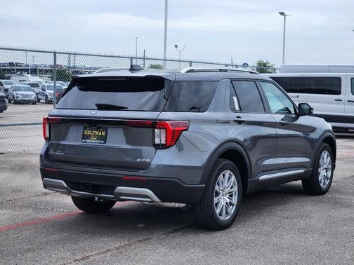 2025 Ford Explorer Platinum