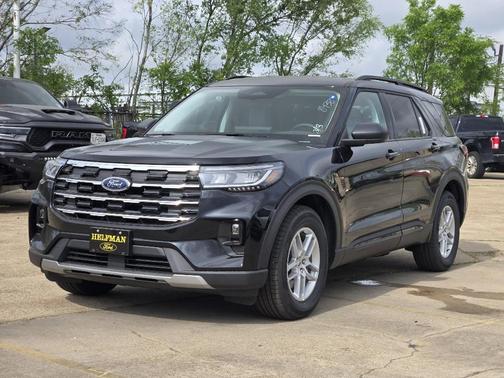 Agate Black Metallic 2026 Ford Explorer Active