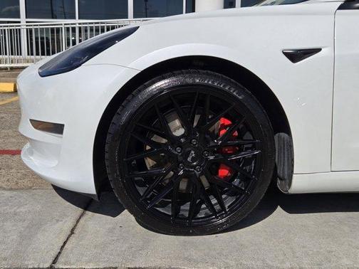 2023 Tesla Model 3 Performance