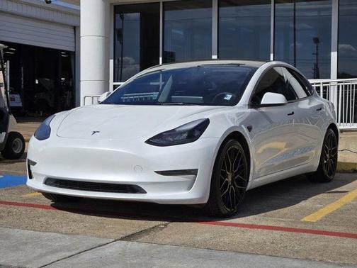 2023 Tesla Model 3 Performance
