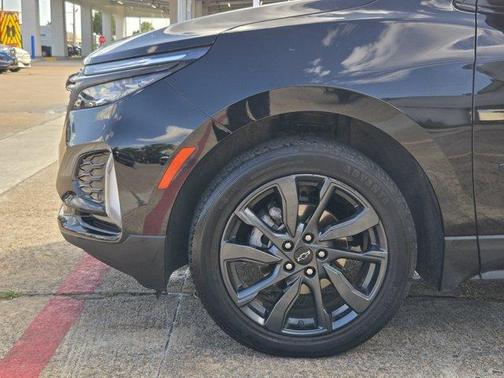 Mosaic Black Metallic 2022 Chevrolet Equinox RS