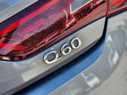 2018 INFINITI Q60 2.0t PURE