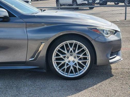 2018 INFINITI Q60 2.0t PURE