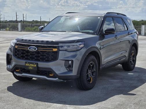 Carbonized Gray Metallic 2026 Ford Explorer Tremor