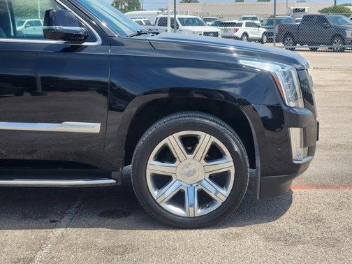 2020 Cadillac Escalade Luxury