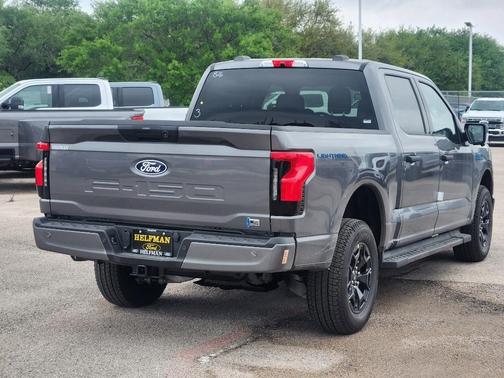 2025 Ford F-150 Lightning XLT