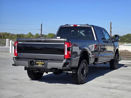 2026 Ford F-350 Platinum