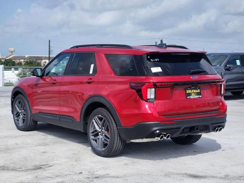 2025 Ford Explorer ST