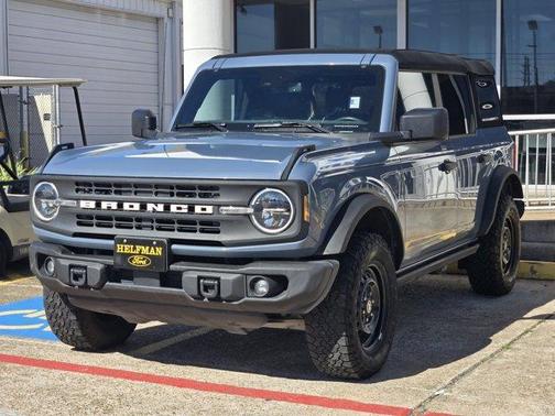2023 Ford Bronco Black Diamond