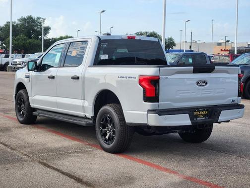 2025 Ford F-150 Lightning XLT