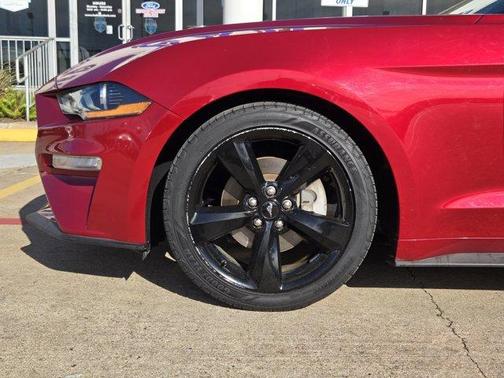 2021 Ford Mustang EcoBoost