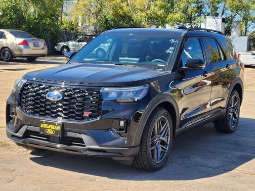 2025 Ford Explorer ST