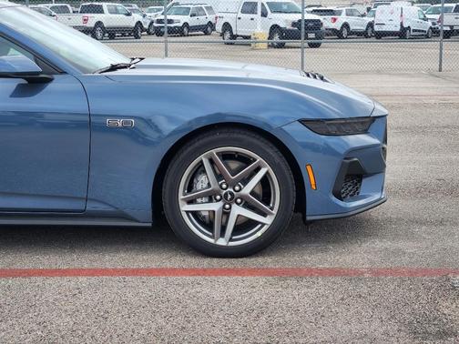 2025 Ford Mustang GT