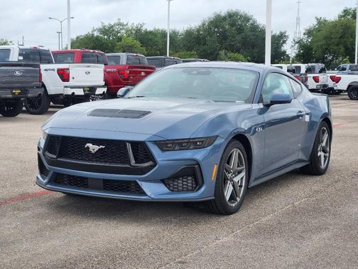 2025 Ford Mustang GT