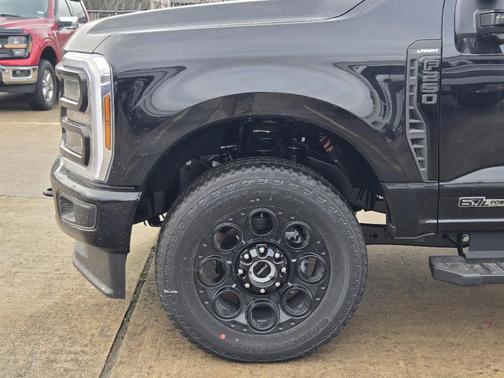 Agate Black Metallic 2026 Ford F-250 Lariat