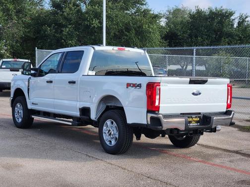 2025 Ford F-250 XLT