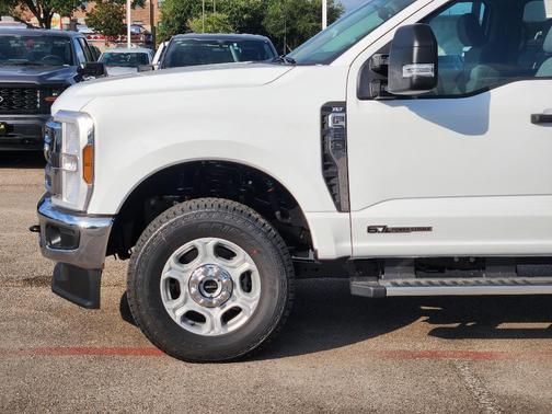 2025 Ford F-250 XLT