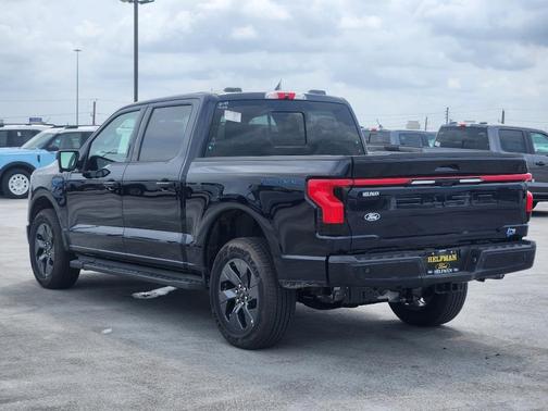2025 Ford F-150 Lightning LARIAT