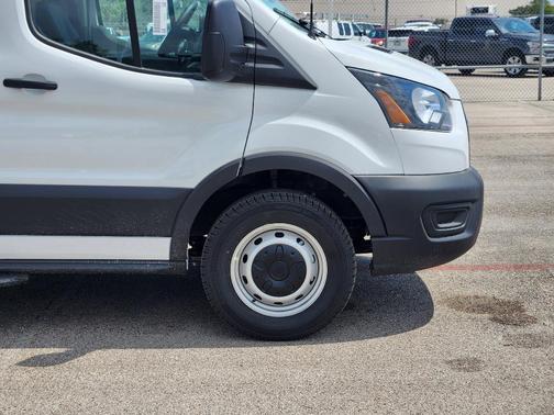 2025 Ford Transit-350 XL
