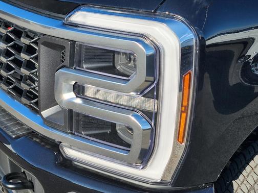 2025 Ford F-350 Platinum