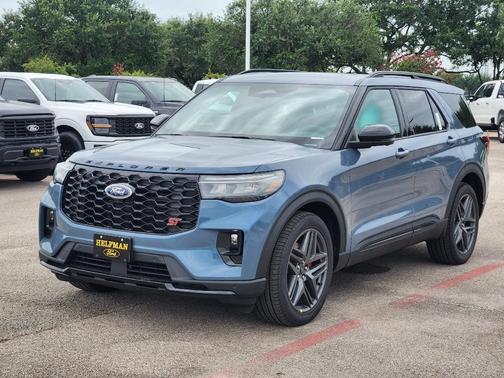 2025 Ford Explorer ST