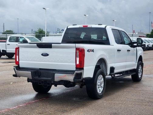 2024 Ford F-250 XLT