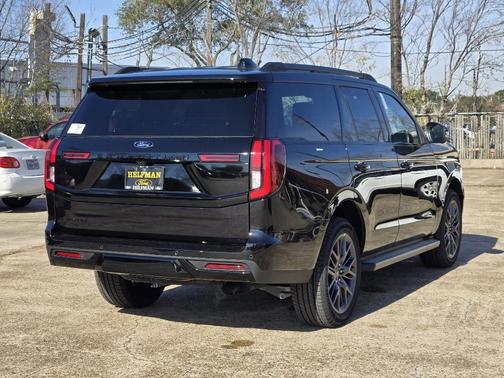 2026 Ford Expedition Platinum