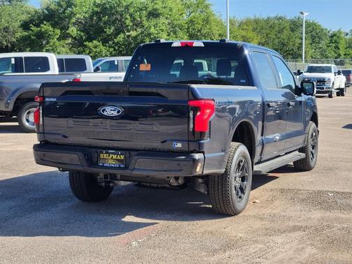 2025 Ford F-150 Lightning XLT