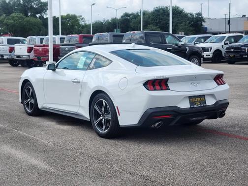 2025 Ford Mustang EcoBoost