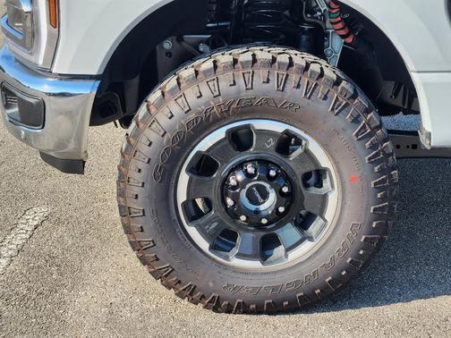 2026 Ford F-250 Lariat