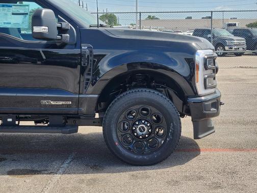 2025 Ford F-350 XLT