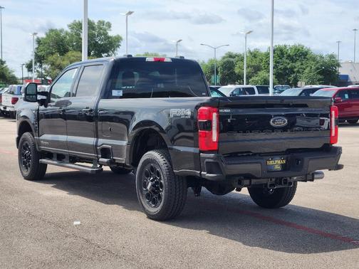 2025 Ford F-350 XLT