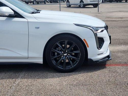 2021 Cadillac CT4 Sport