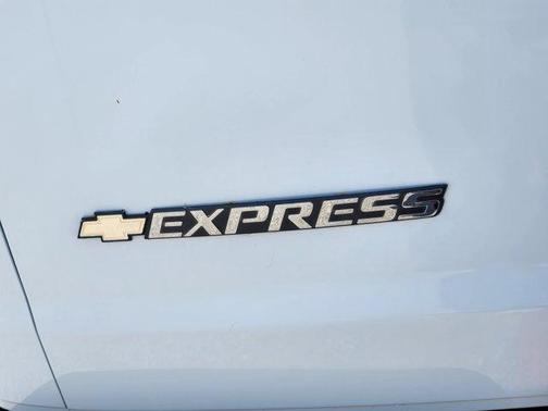 2022 Chevrolet Express 2500 Work Van