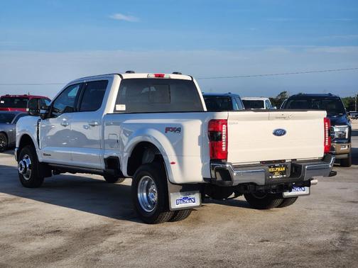 2025 Ford F-350 Lariat Super Duty