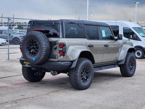 2025 Ford Bronco Raptor