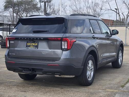 2026 Ford Explorer 
