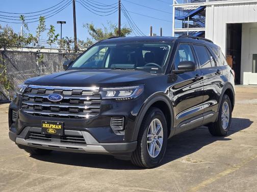 Agate Black Metallic 2026 Ford Explorer Active