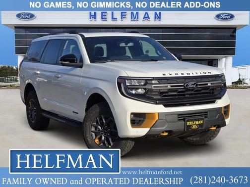 Star White 2025 Ford Expedition Tremor