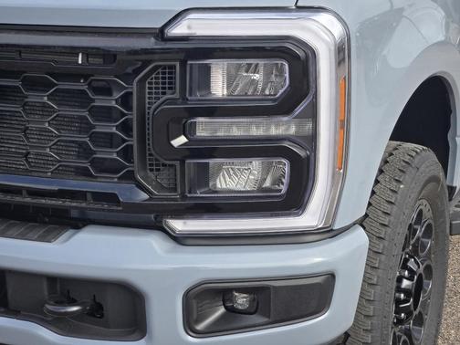 2026 Ford F-350 Lariat Super Duty